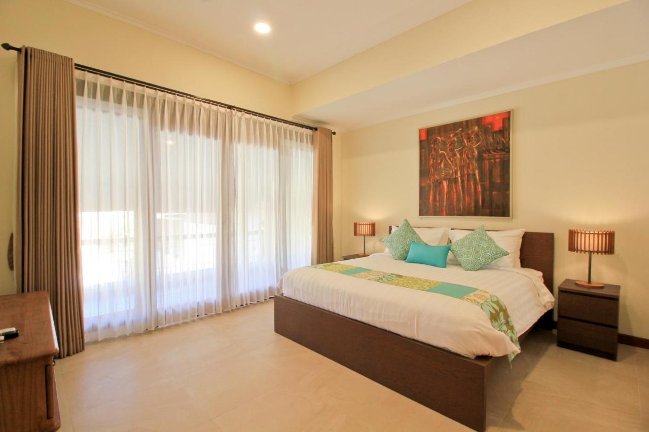 Uma Lima Villa Batu Belig - Close To The Beach Canggu Zewnętrze zdjęcie