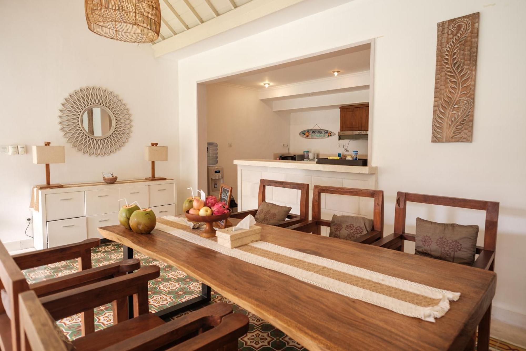 Uma Lima Villa Batu Belig - Close To The Beach Canggu Zewnętrze zdjęcie